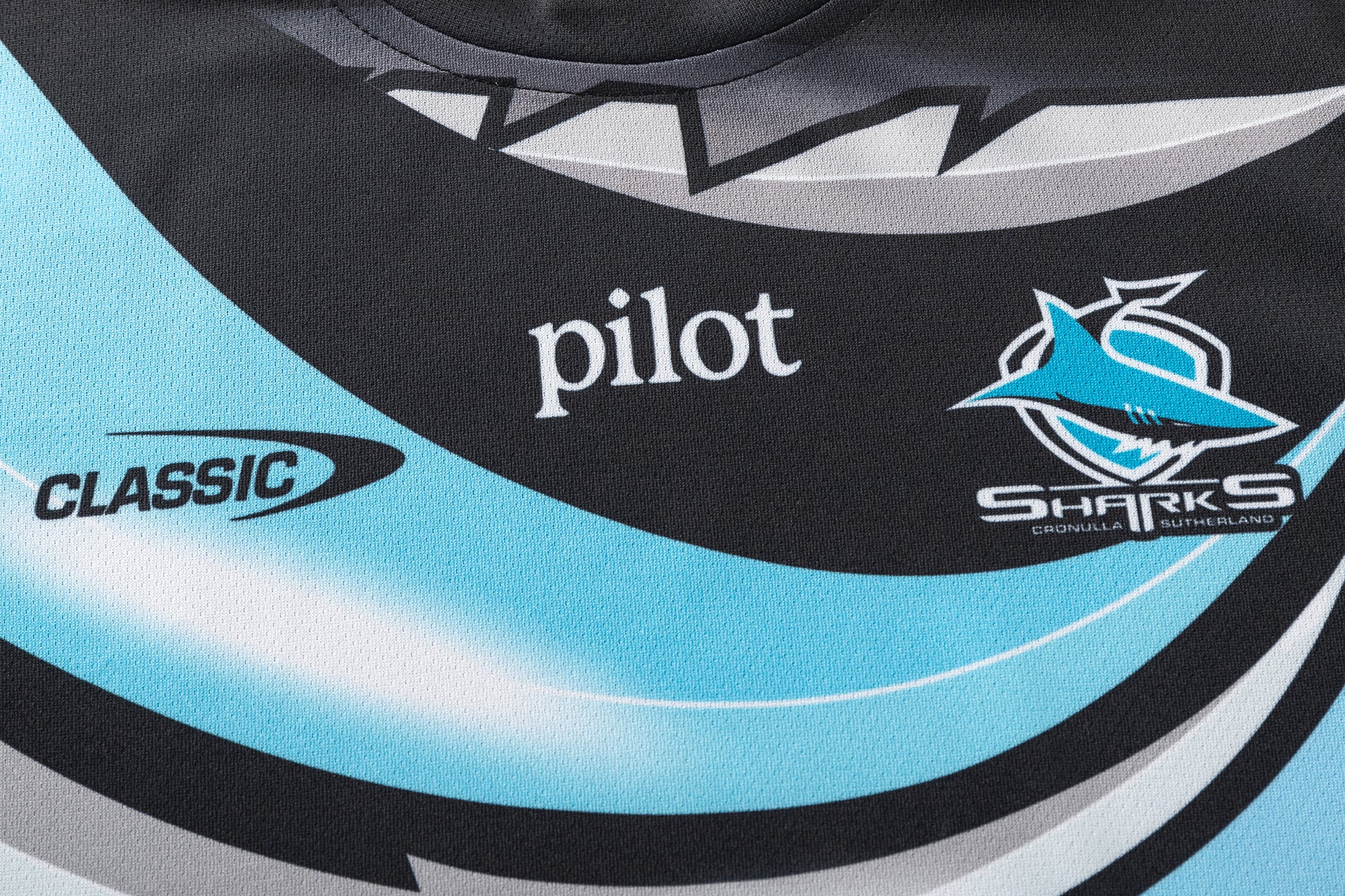 Cronulla-Sutherland Sharks Youth 2026 Pro Warm Up Tee - View 4